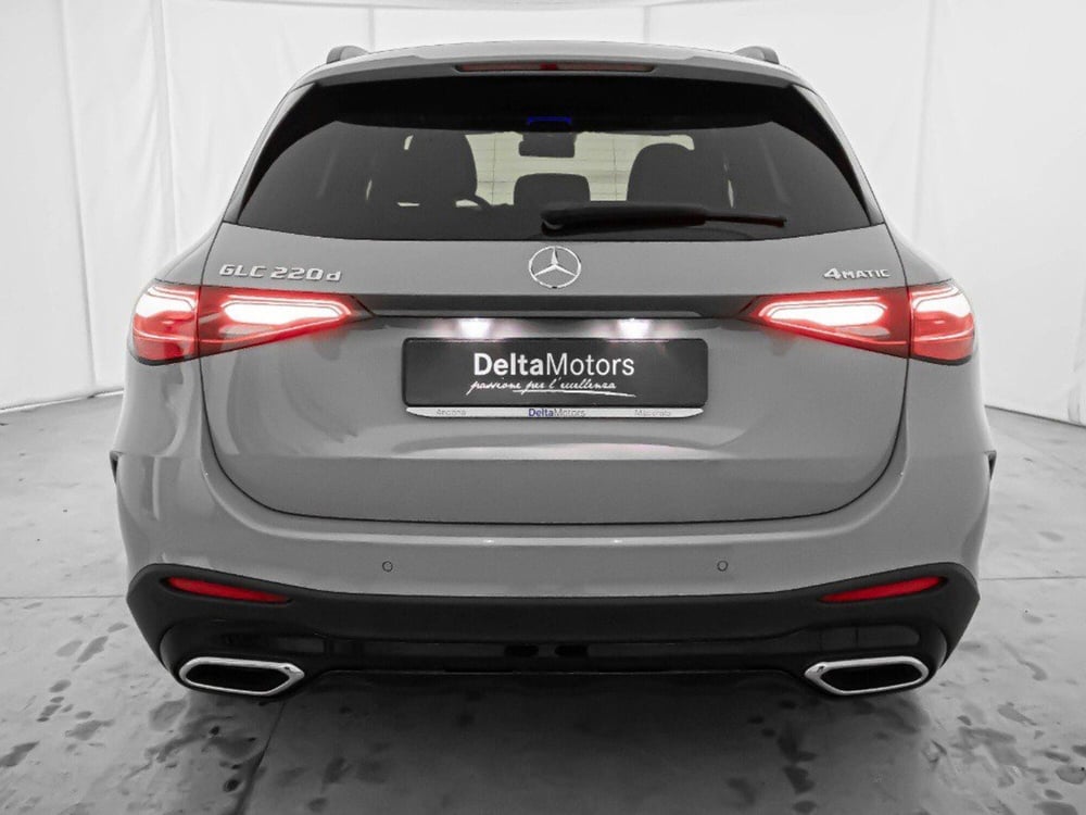 Mercedes-Benz GLC SUV nuova a Macerata (8)