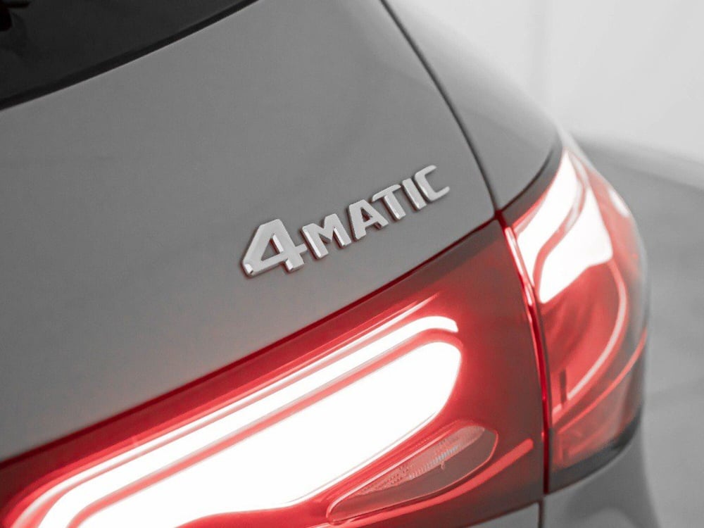 Mercedes-Benz GLC SUV nuova a Macerata (9)
