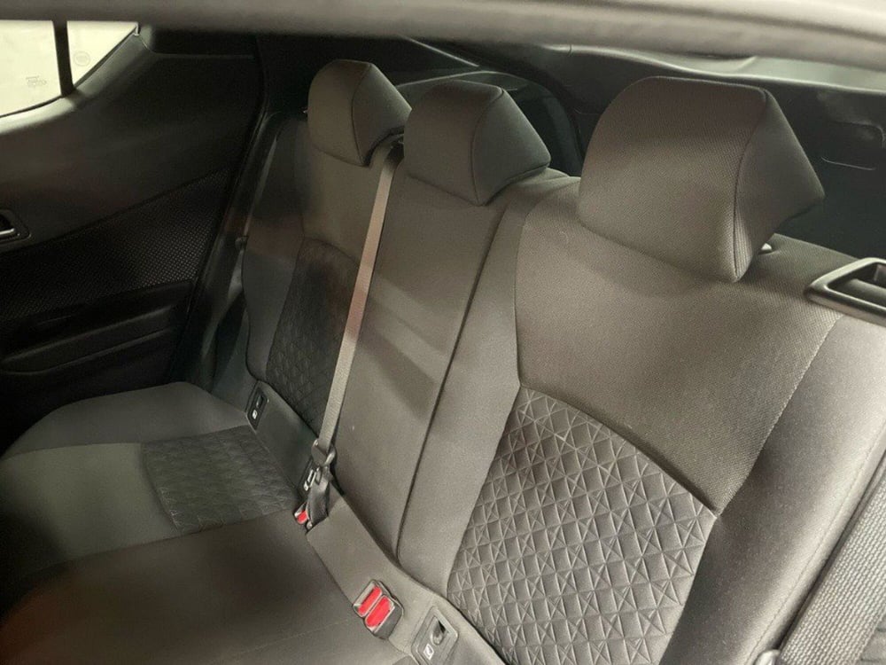 Toyota Toyota C-HR usata a Macerata (13)