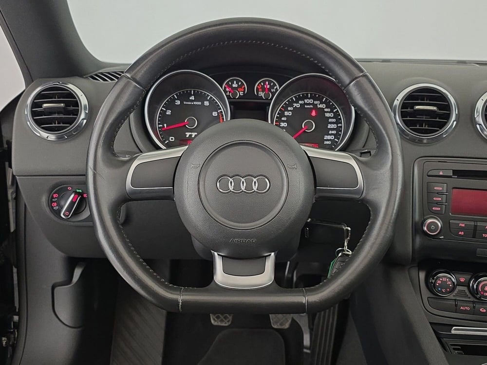 Audi TT Cabrio usata a Asti (11)