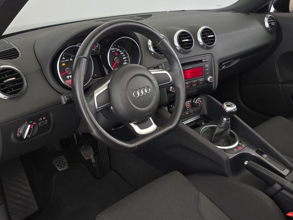 Audi TT Cabrio usata a Asti (12)