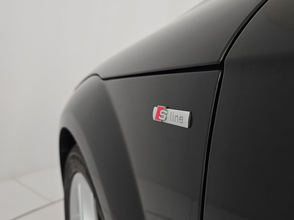 Audi TT Cabrio usata a Asti (19)
