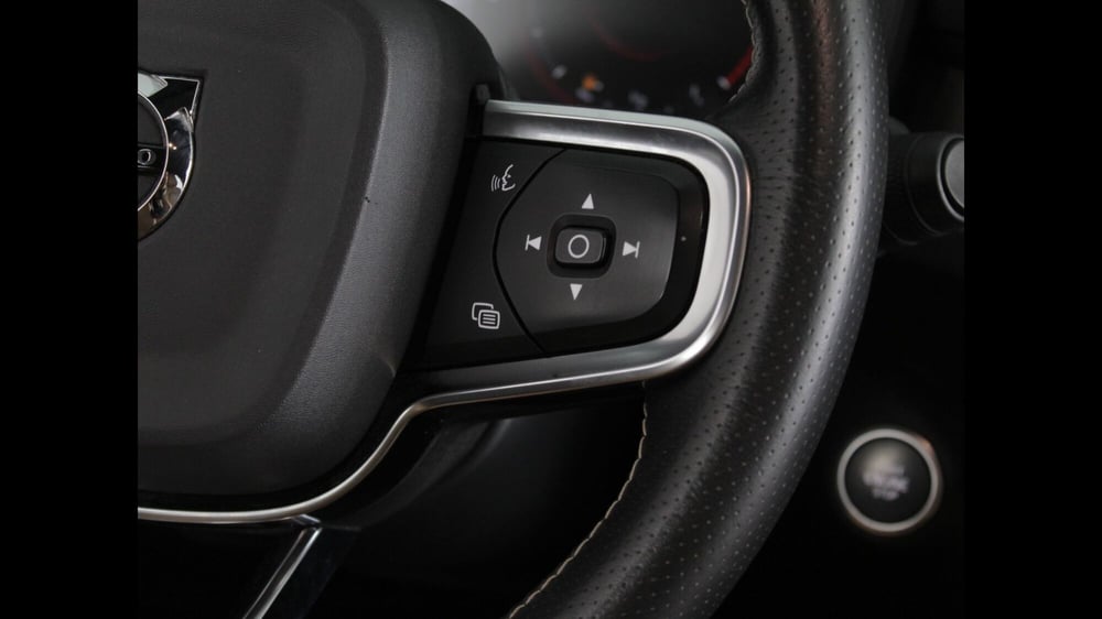 Volvo XC40 usata a Palermo (14)