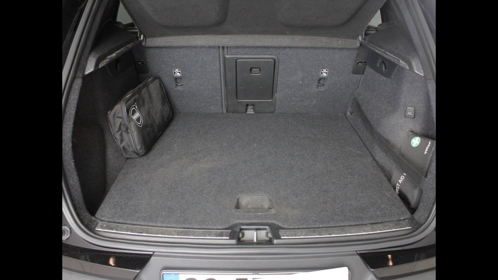 Volvo XC40 usata a Palermo (9)