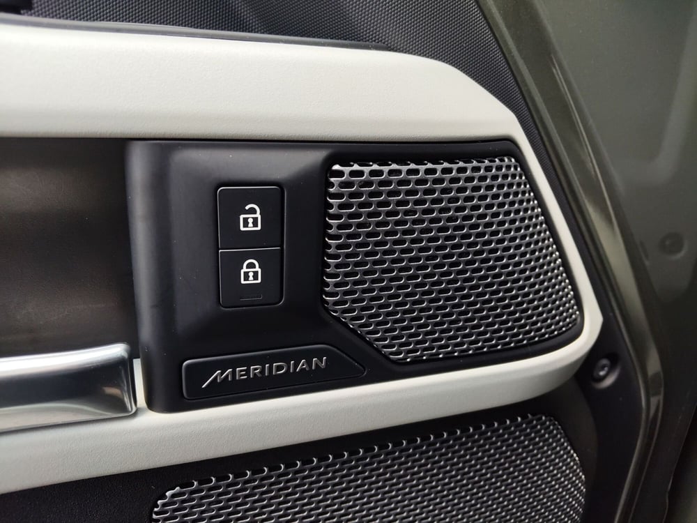Land Rover Defender usata a Modena (17)