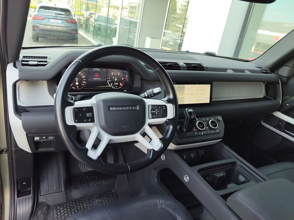 Land Rover Defender usata a Modena (7)