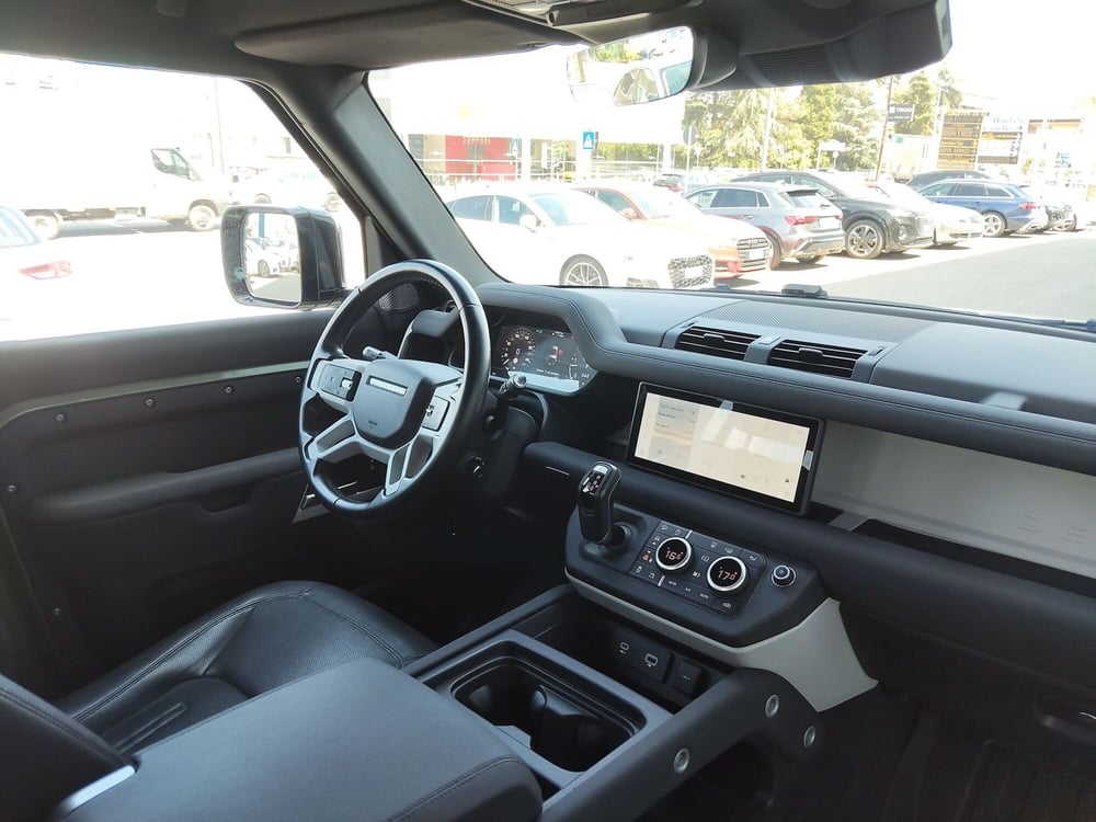 Land Rover Defender usata a Modena (8)