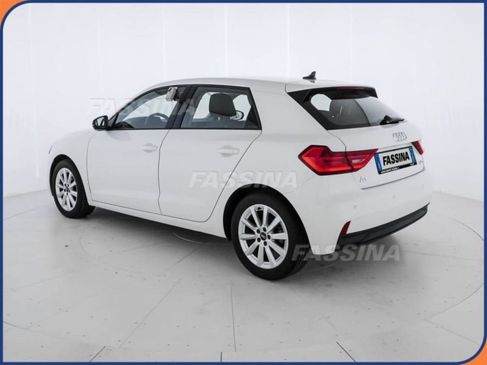 Audi A1 allstreet usata a Milano (4)