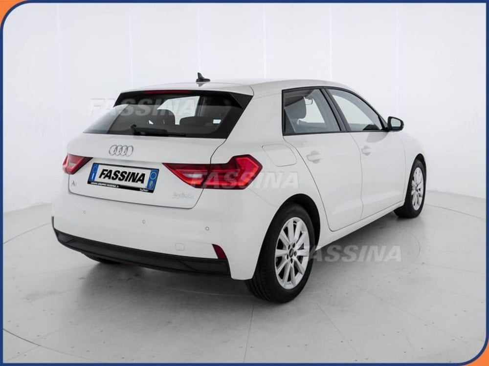 Audi A1 allstreet usata a Milano (6)