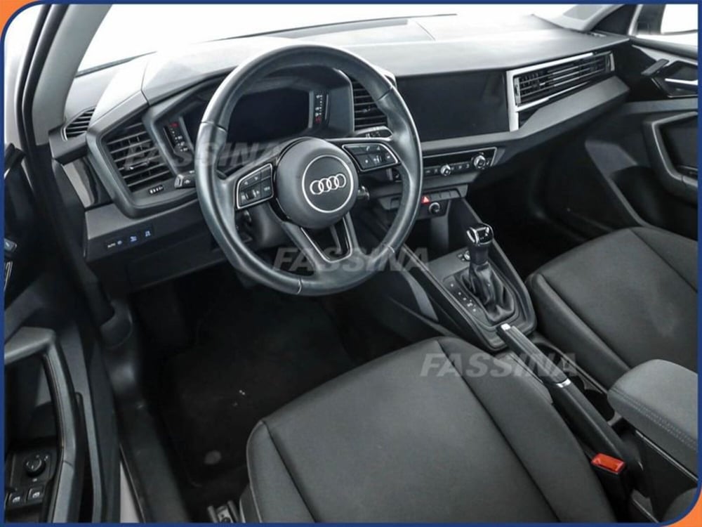 Audi A1 allstreet usata a Milano (9)