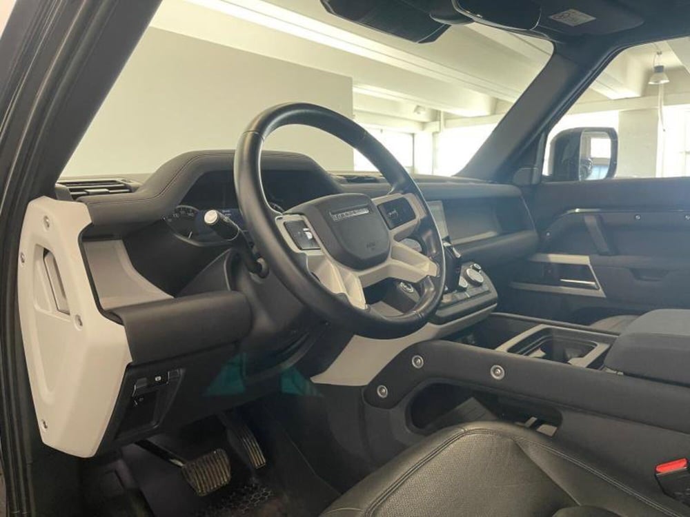 Land Rover Defender usata a Venezia (6)