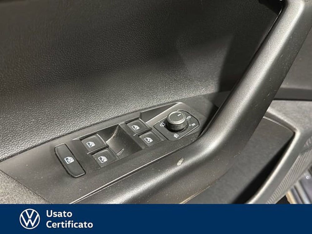 Volkswagen Taigo usata a Vicenza (12)