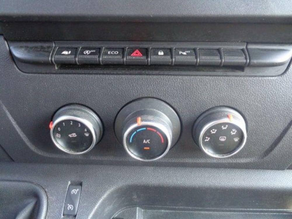 Renault Master Furgone usata a Brescia (15)