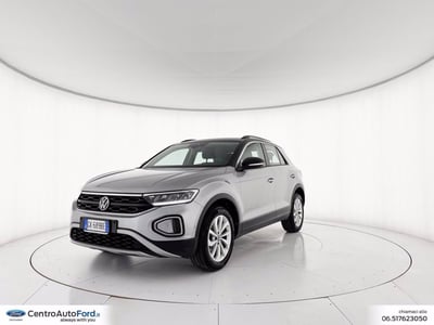 Volkswagen T-Roc 1.0 TSI Life del 2022 usata a Albano Laziale