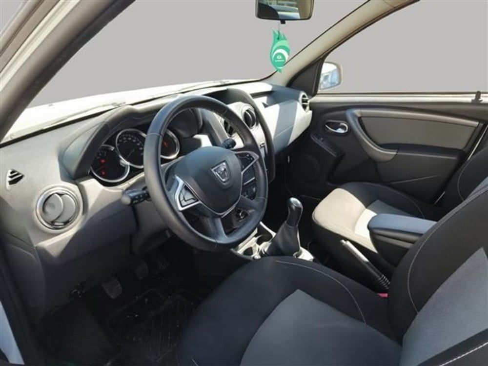 Dacia Duster usata a Macerata (8)