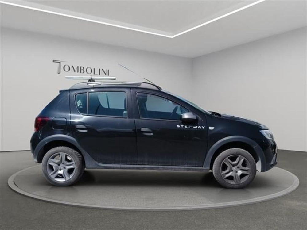 Dacia Sandero usata a Macerata (9)