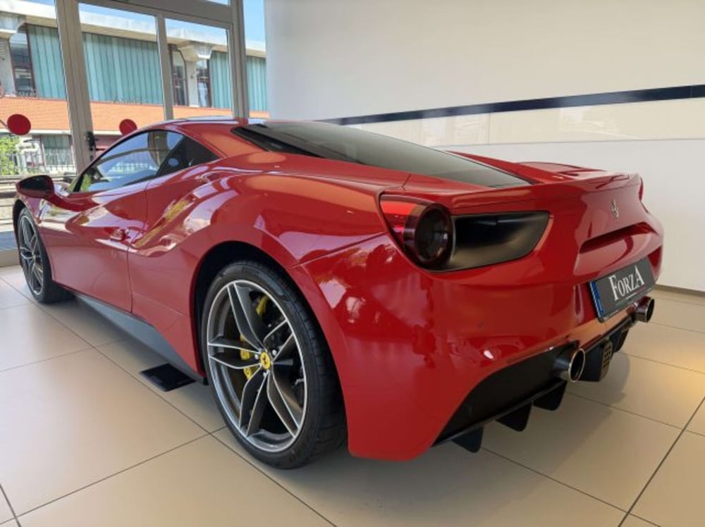 Ferrari 488 Coupé usata a Torino (11)