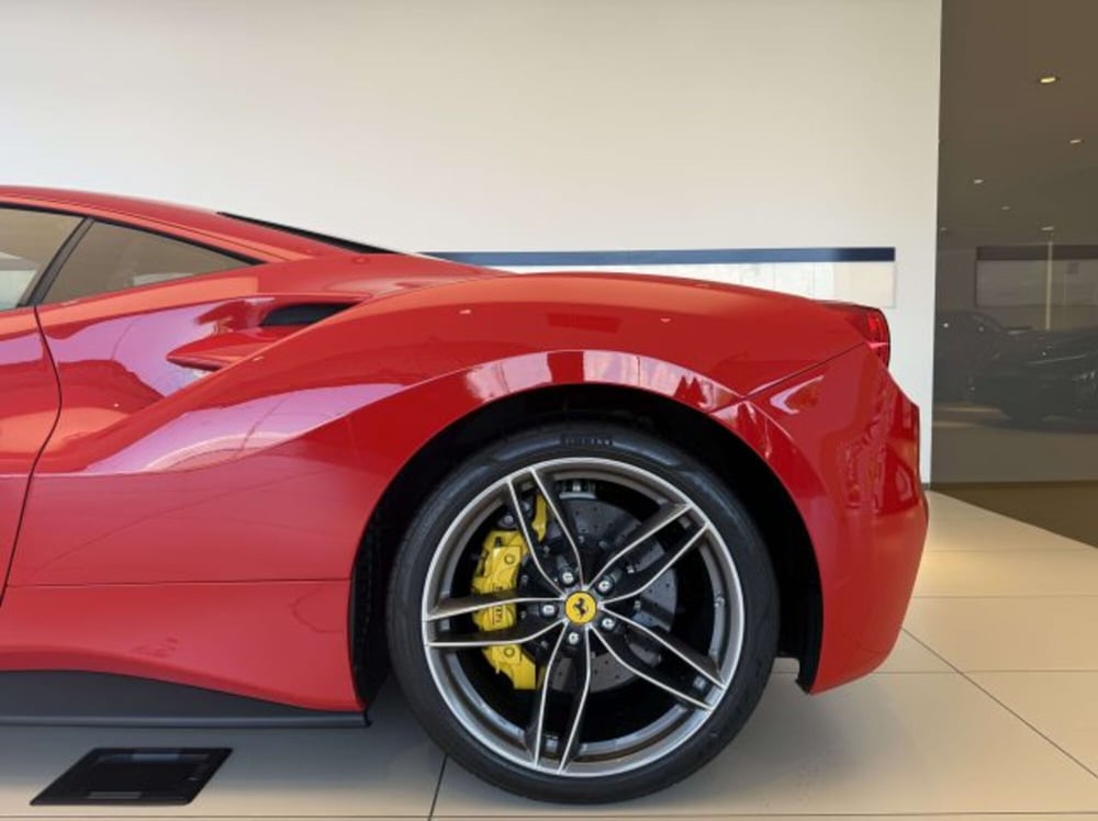 Ferrari 488 Coupé usata a Torino (13)