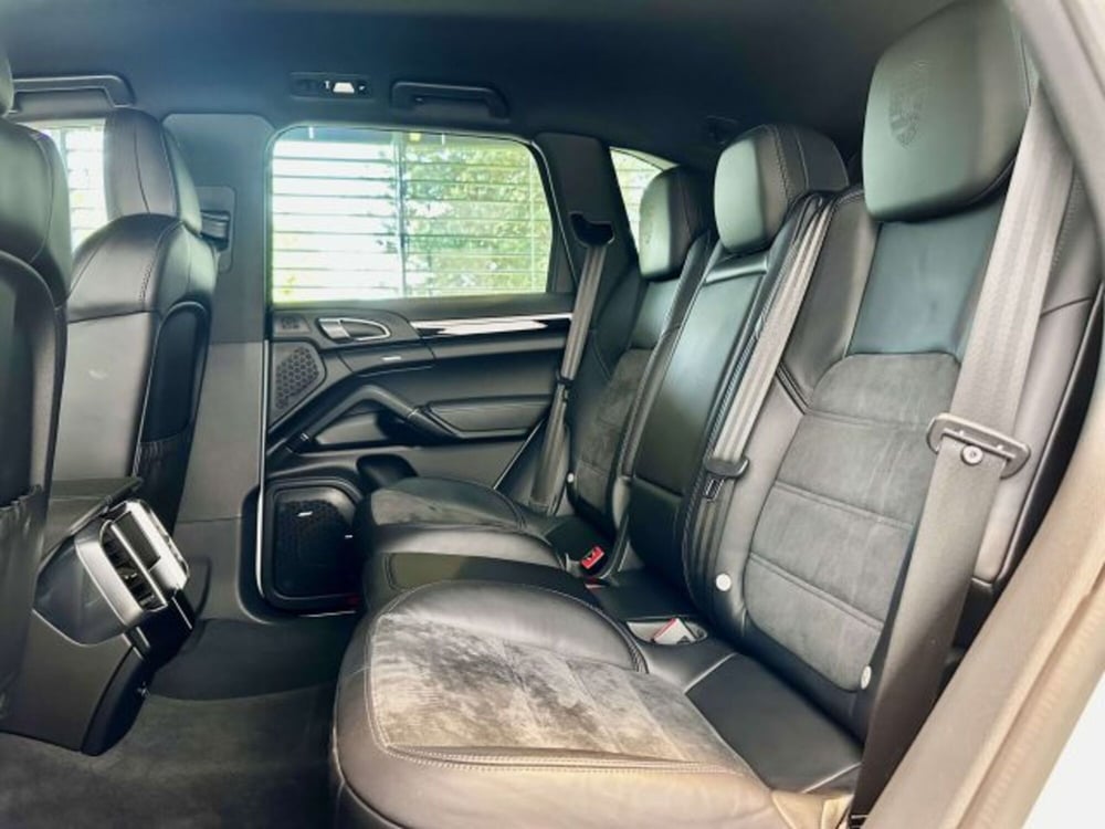 Porsche Cayenne usata a Torino (11)