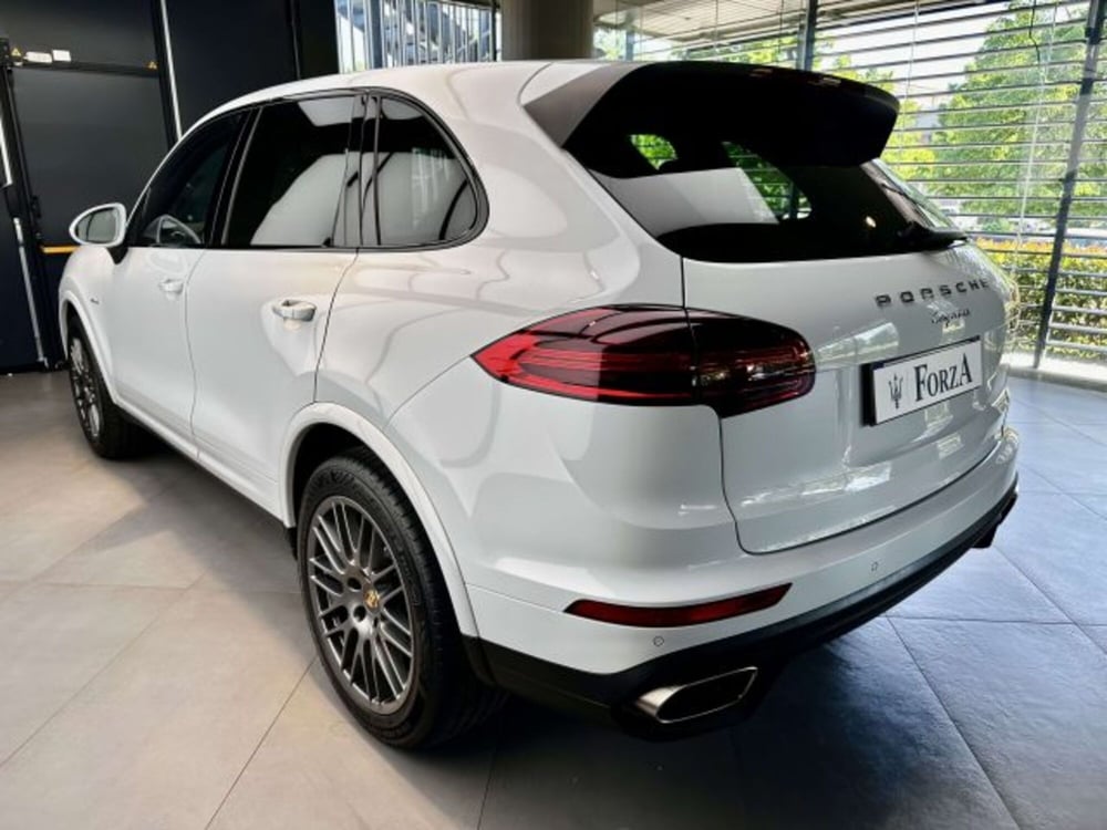 Porsche Cayenne usata a Torino (8)