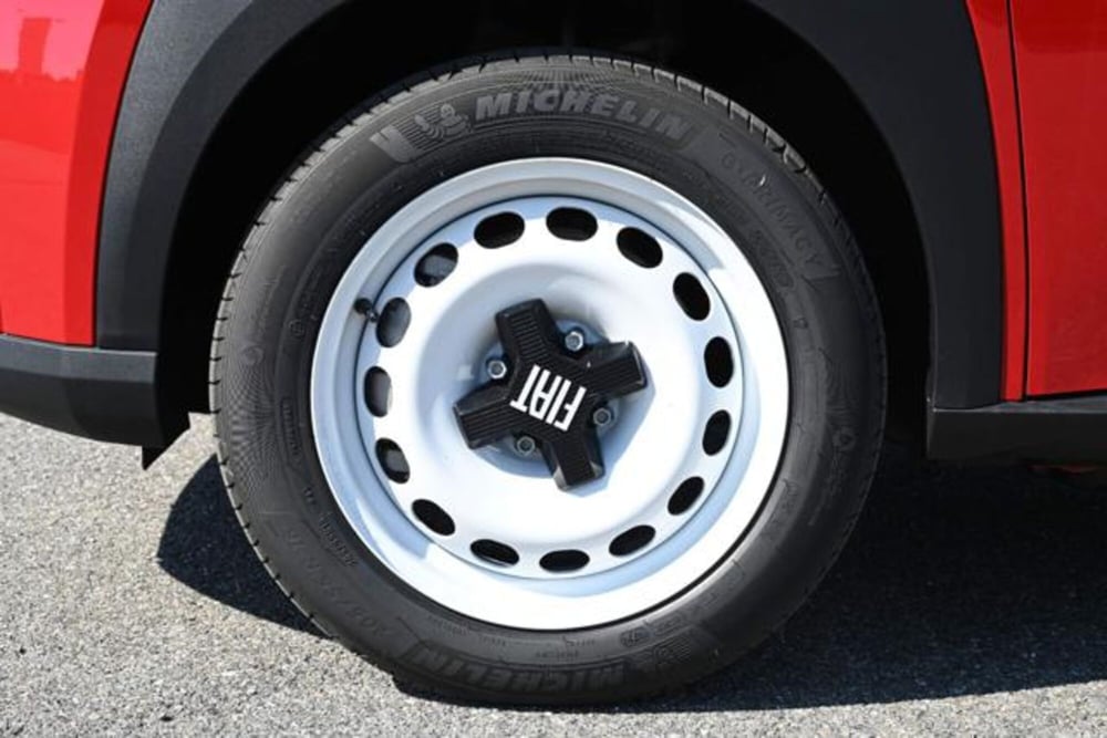 Fiat Grande Panda nuova a Torino (10)