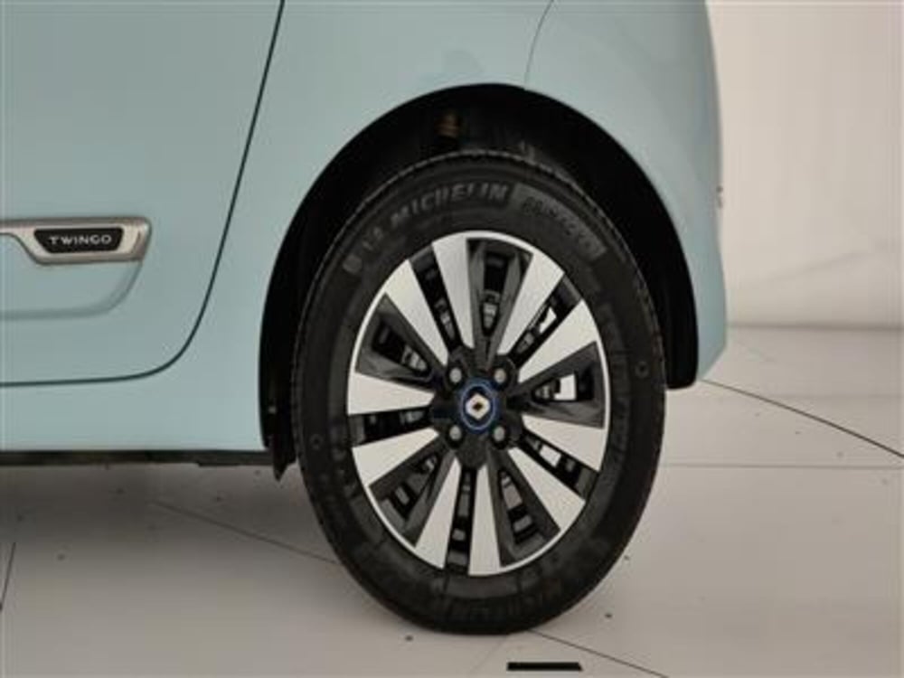 Renault Twingo usata a Bari (13)