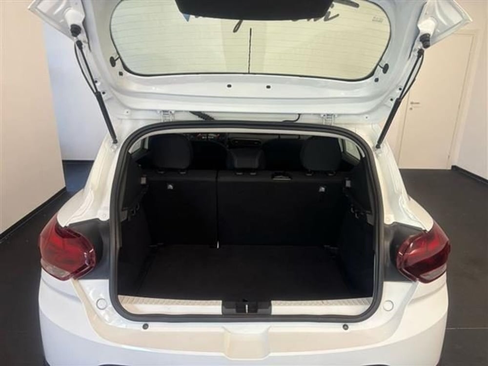 Dacia Sandero Stepway nuova a Siena (11)