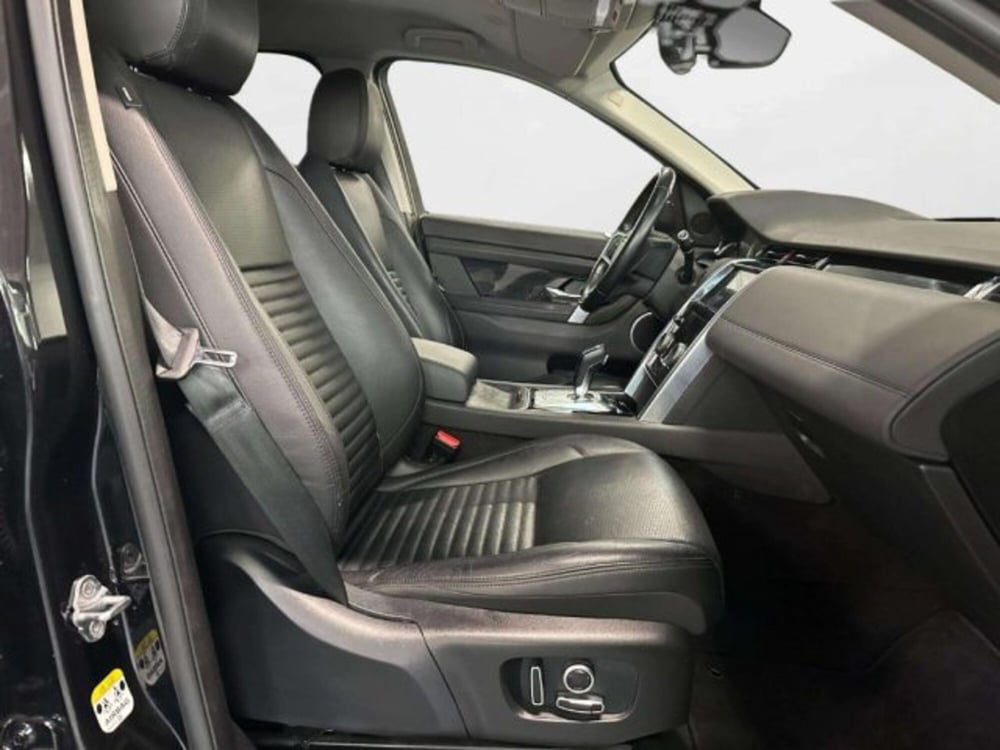 Land Rover Discovery Sport usata a Siena (3)