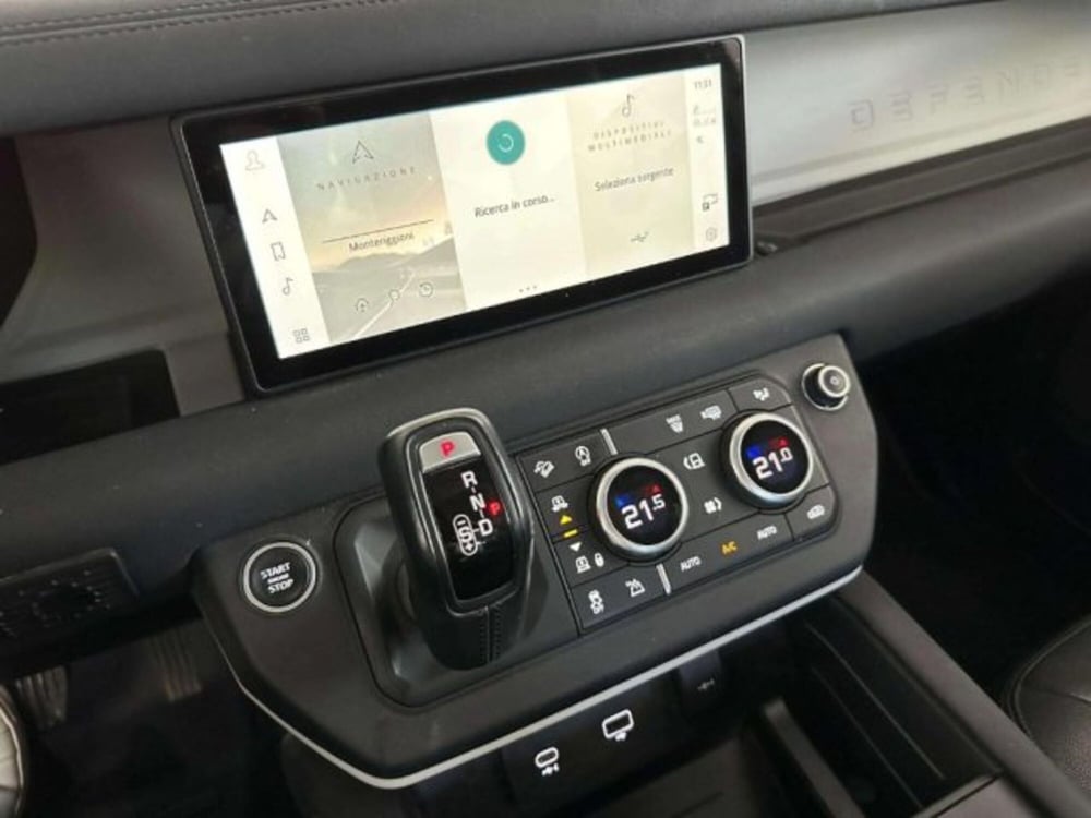 Land Rover Defender usata a Siena (11)