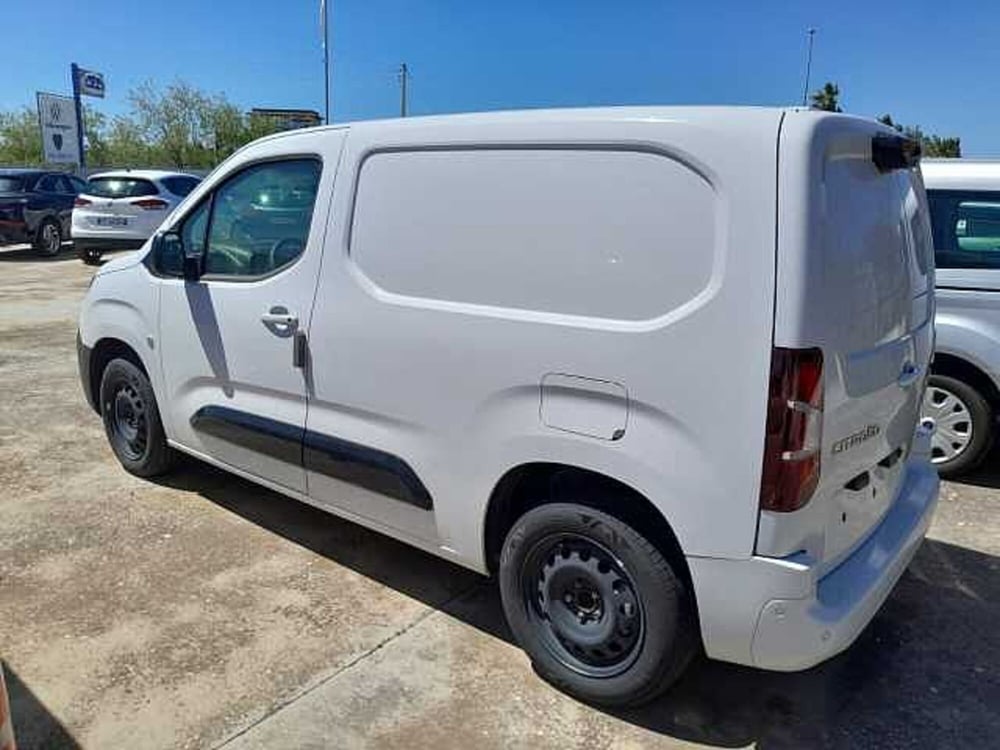 Citroen Berlingo nuova a Lecce (8)