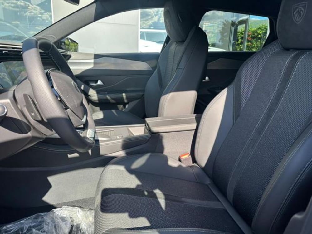 Peugeot 308 SW nuova a Salerno (11)