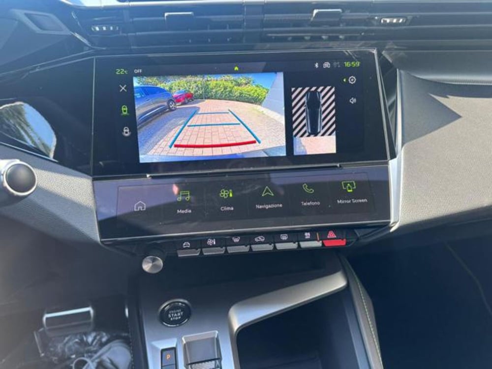Peugeot 308 SW nuova a Salerno (16)