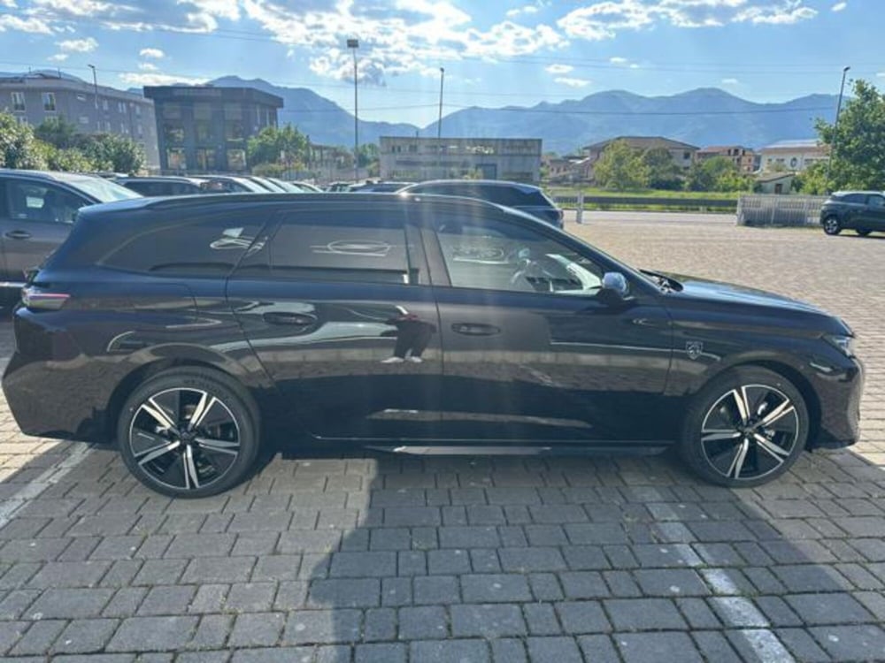 Peugeot 308 SW nuova a Salerno (3)