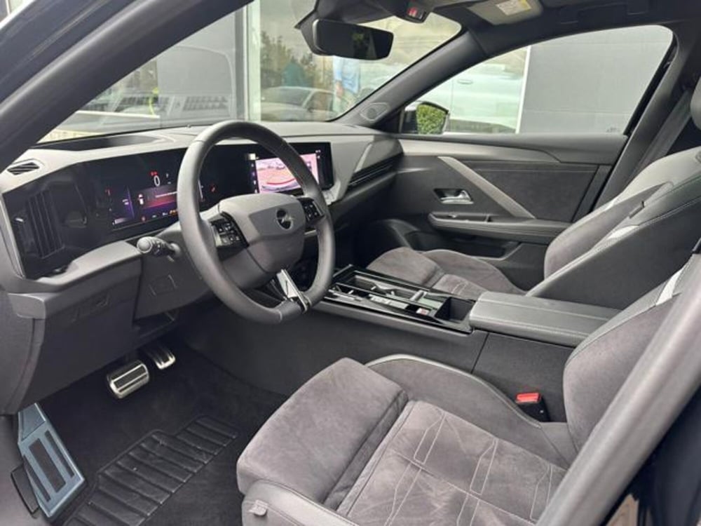 Opel Astra Station Wagon nuova a Salerno (10)