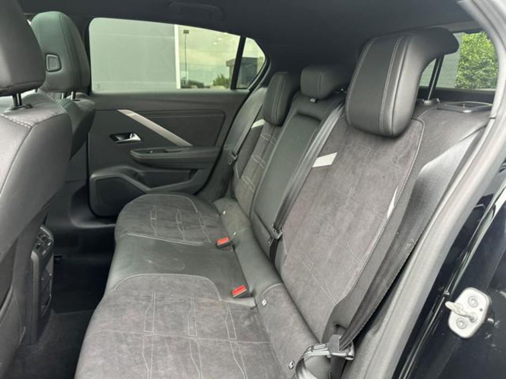 Opel Astra Station Wagon nuova a Salerno (12)