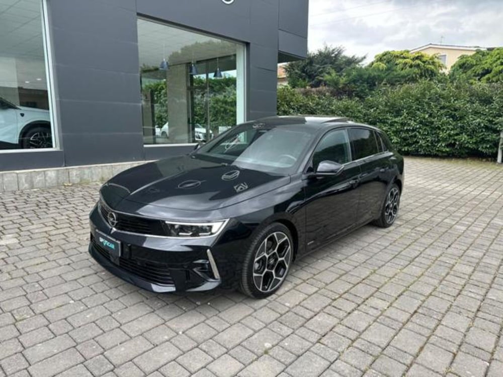 Opel Astra Station Wagon nuova a Salerno (2)