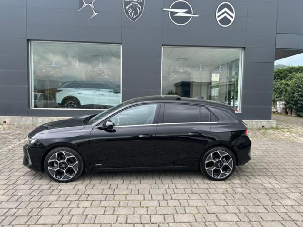 Opel Astra Station Wagon nuova a Salerno (3)