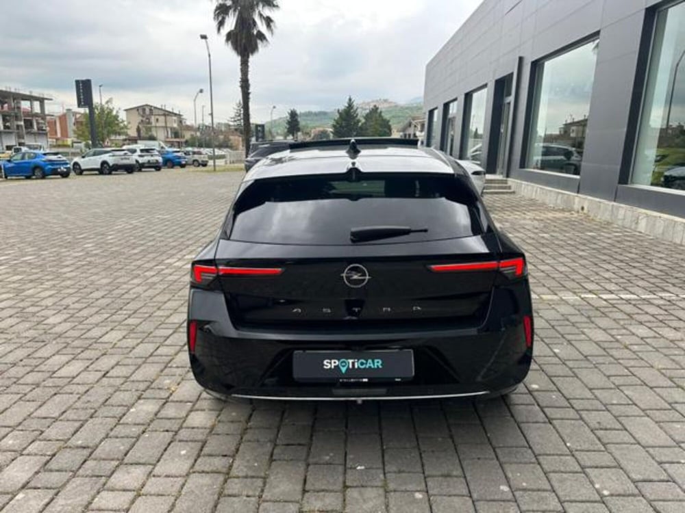 Opel Astra Station Wagon nuova a Salerno (5)