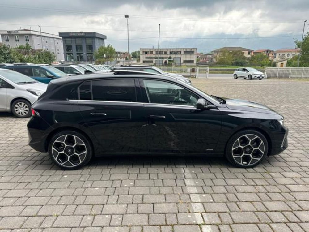 Opel Astra Station Wagon nuova a Salerno (7)
