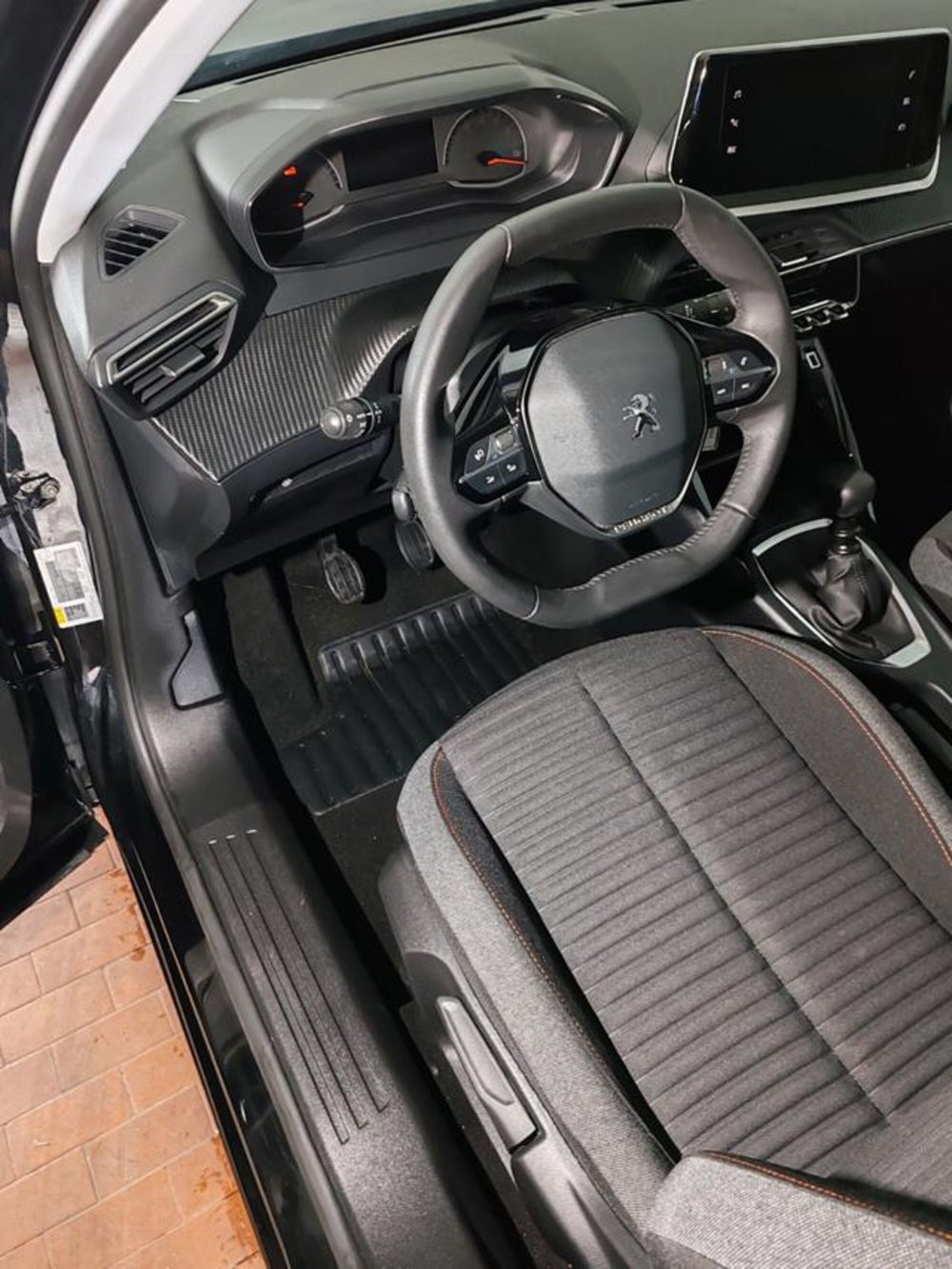 Peugeot 2008 usata a Torino (8)