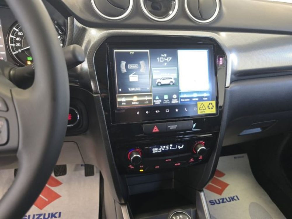 Suzuki Vitara nuova a Reggio Emilia (14)