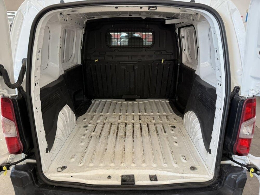 Toyota Proace City Furgone usata a Monza e Brianza (11)