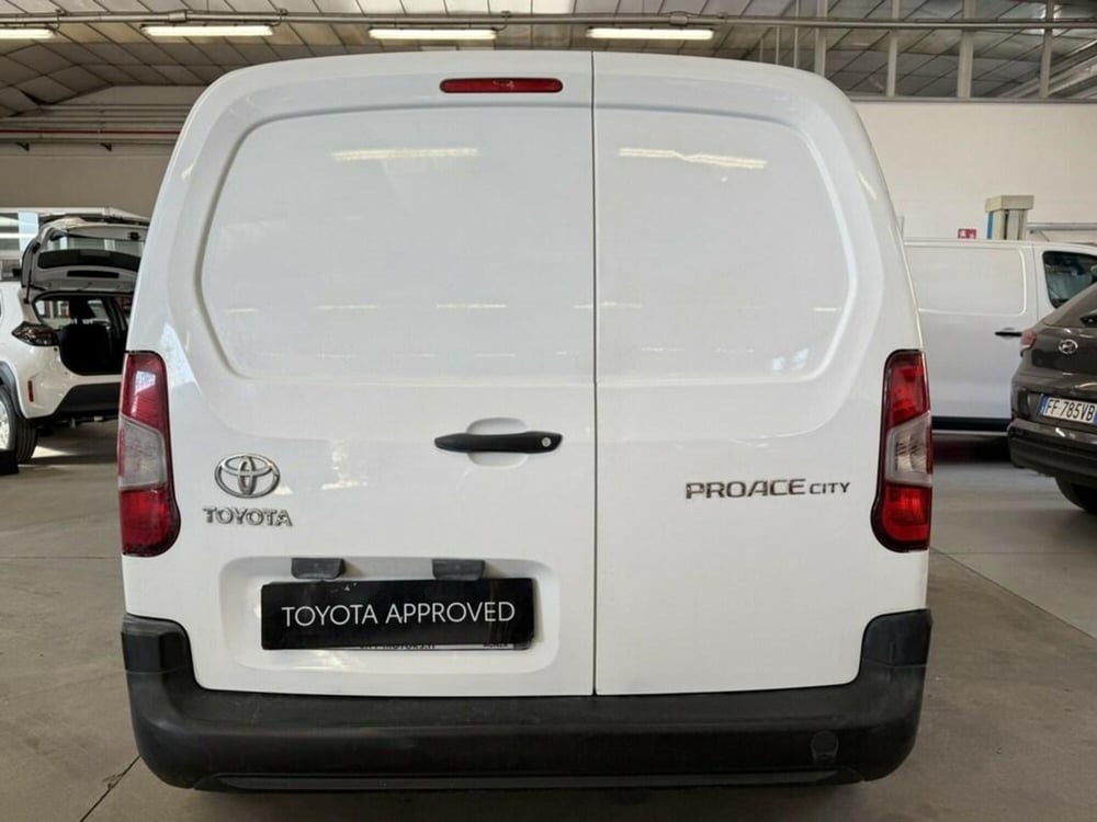Toyota Proace City Furgone usata a Monza e Brianza (5)