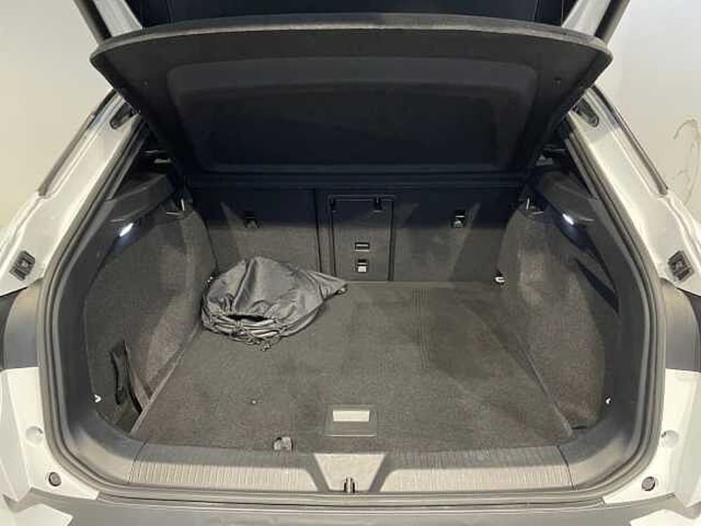 Volkswagen ID.4 usata a Ravenna (11)