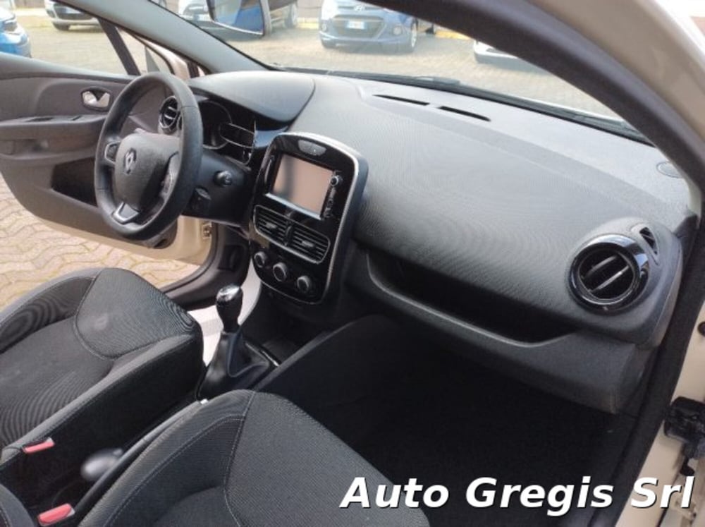 Renault Clio usata a Milano (12)