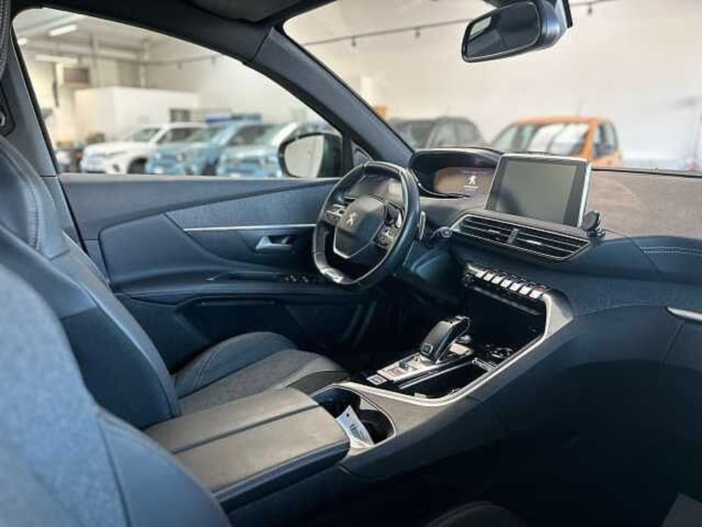 Peugeot 3008 usata a Venezia (9)