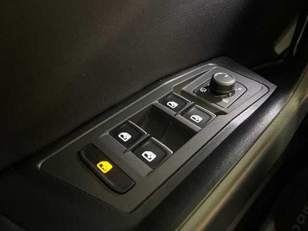 Volkswagen T-Roc usata a Ravenna (17)