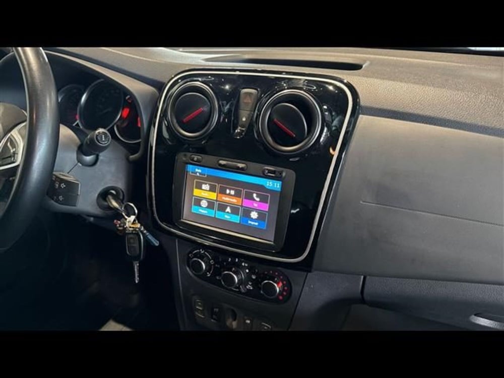 Dacia Sandero usata a Reggio Emilia (12)