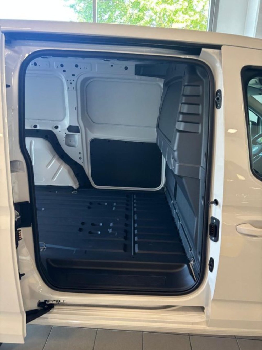 Volkswagen Veicoli Commerciali Caddy nuova a Cuneo (9)