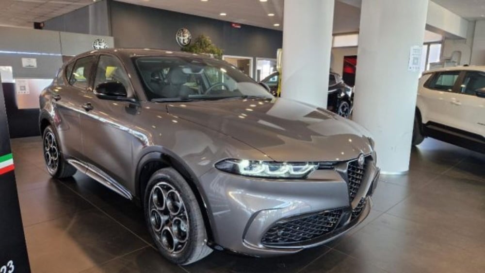 Alfa Romeo Tonale nuova a Modena (2)